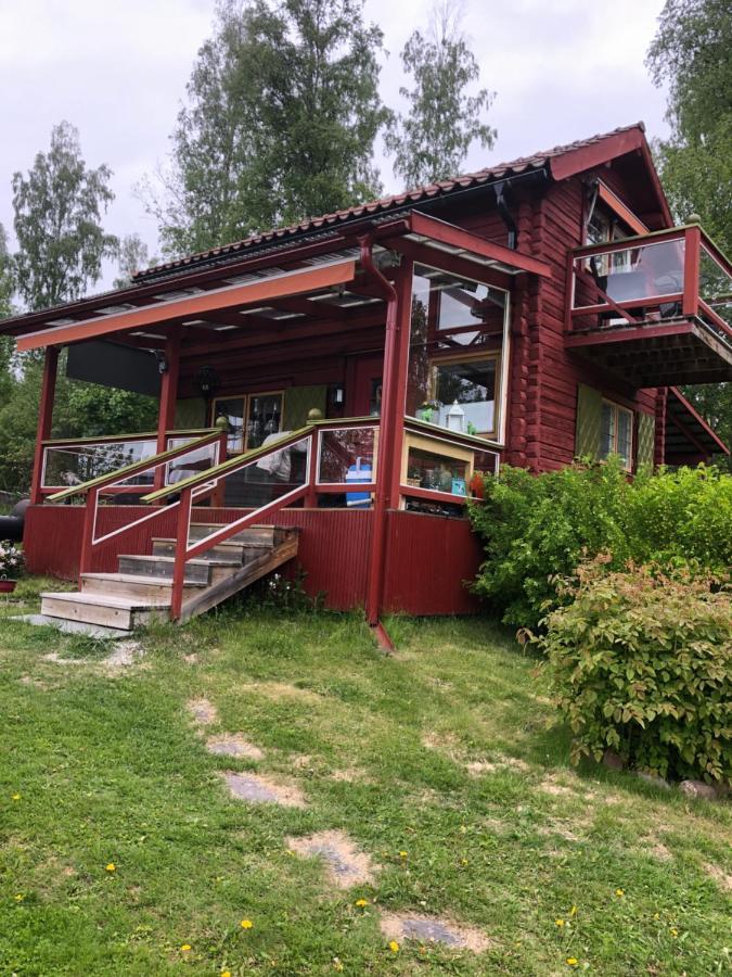 Mysigt Boende I Raettvik Med Utsikt Oever Siljan Buitenkant foto