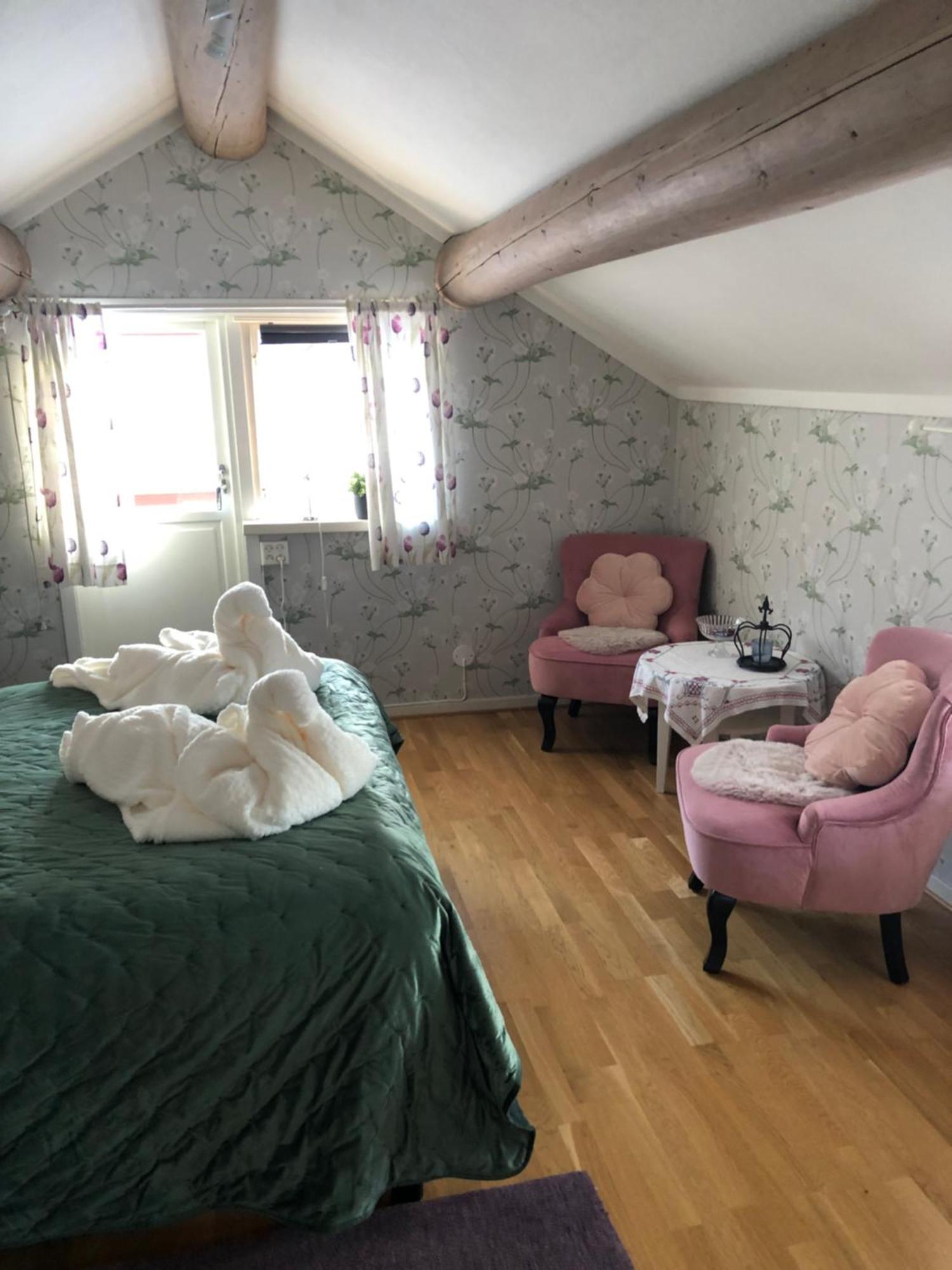 Mysigt Boende I Raettvik Med Utsikt Oever Siljan Buitenkant foto